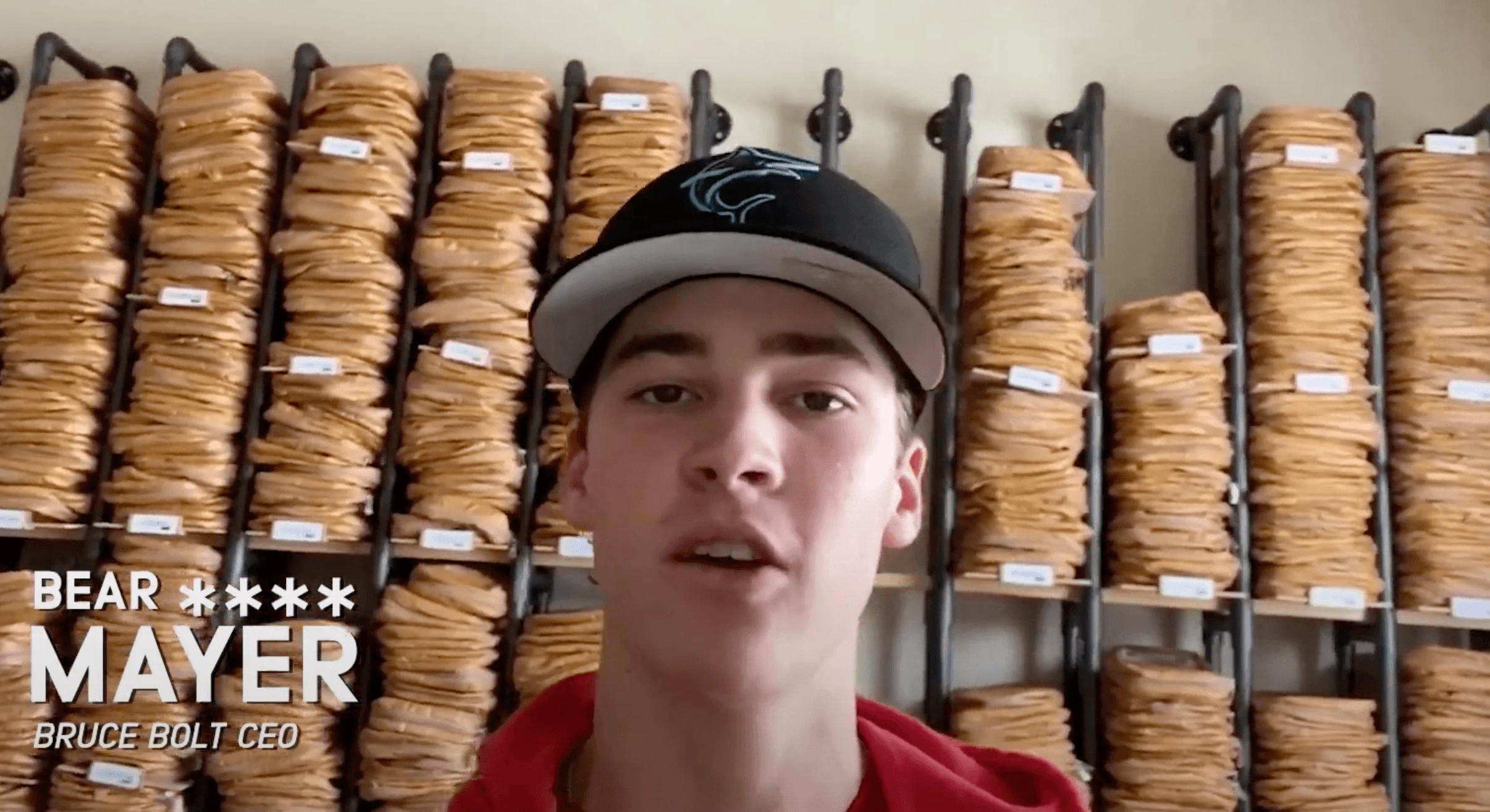 Bruce Bolt PREMIUM PRO Short Cuff Batting Gloves: Royal - High-Performance Baseball Gloves for Enhanced Grip & Comfort 4 Bruce Bolt PREMIUM PRO Short Cuff Batting Gloves: Royal - High-Performance Baseball Gloves for Enhanced Grip & Comfort - Image 2