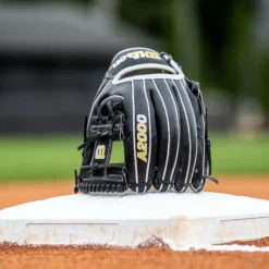 2023 Wilson A2000 1786 Spin Control 11.5" Infield Baseball Glove - WBW100985115 | Premium Fielding Glove -Fielding Gloves Sales WBW100985115Lifestlye2
