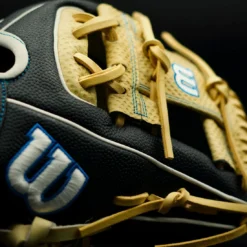 2023 Wilson A2000 South Region SM 11.5" Spin Control Infield Baseball Glove | WBW101301115 -Fielding Gloves Sales WBW101301115 4