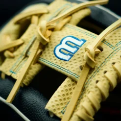 2023 Wilson A2000 South Region SM 11.5" Spin Control Infield Baseball Glove | WBW101301115 -Fielding Gloves Sales WBW101301115 6